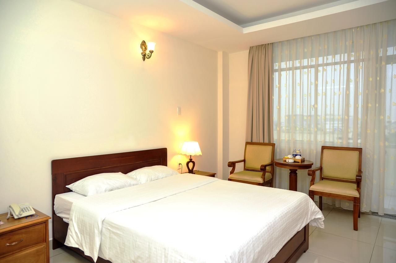 Tan Son Nhat Saigon Hotel Ho Chi Minh-staden Exteriör bild
