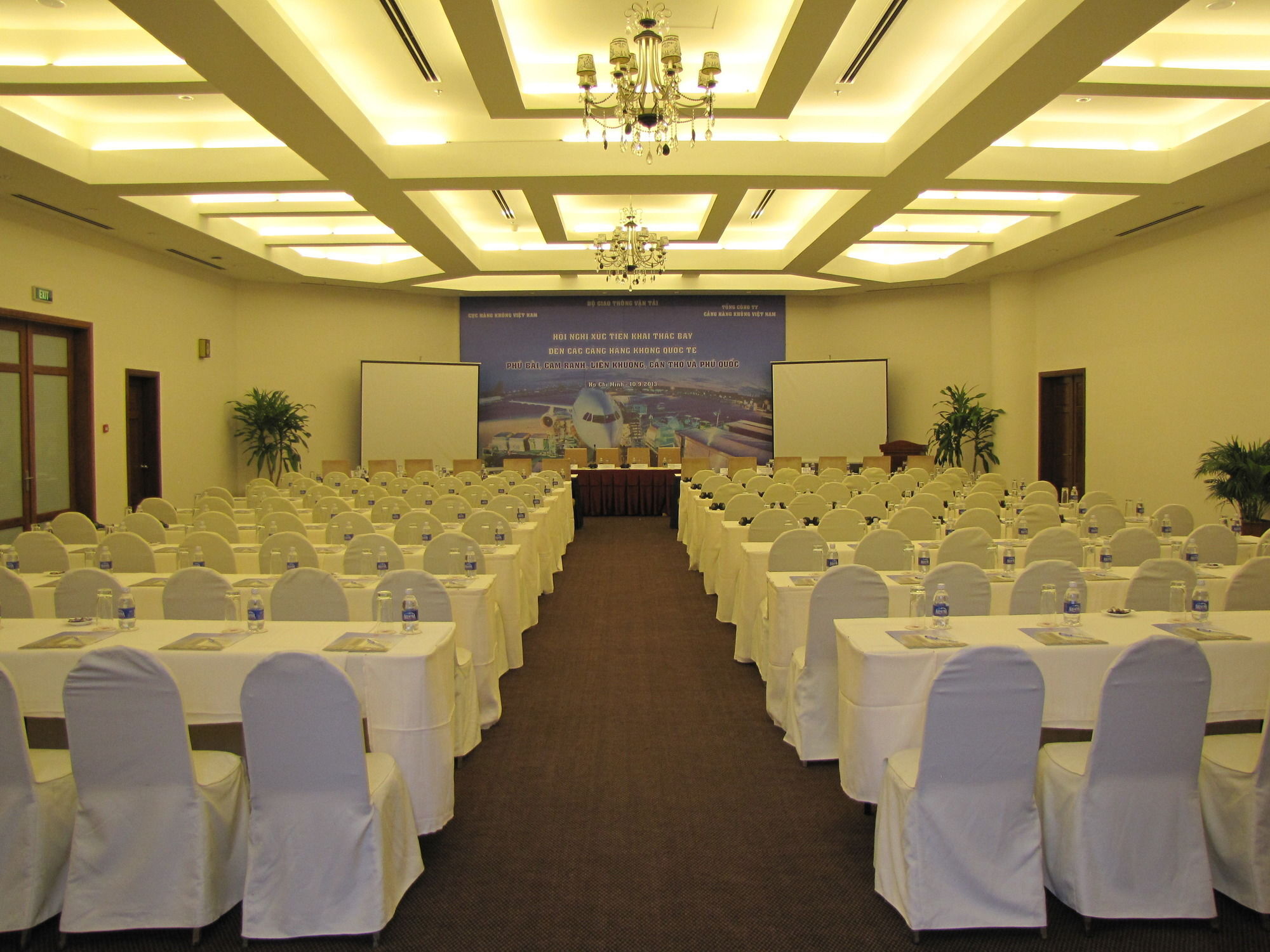Tan Son Nhat Saigon Hotel Ho Chi Minh-staden Exteriör bild